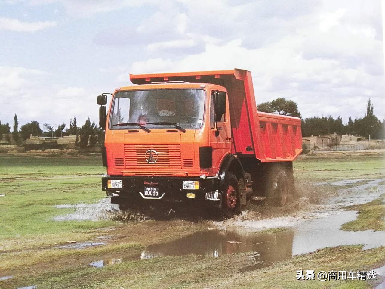 国产奔驰重卡什么样子,奔驰重卡历史