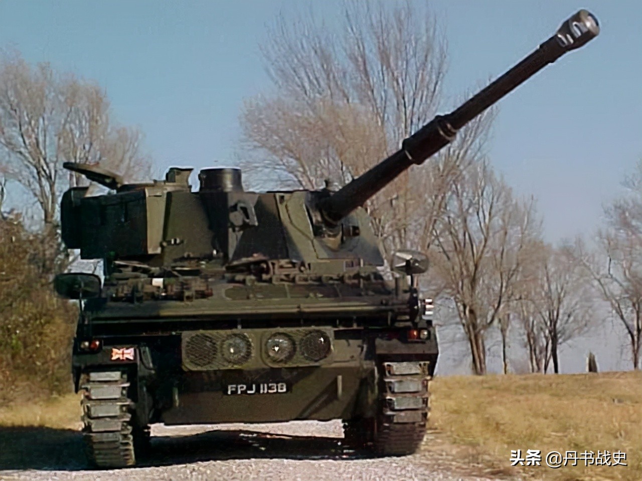 小个子自行火炮，用装甲运兵车改装而来的英国FV433