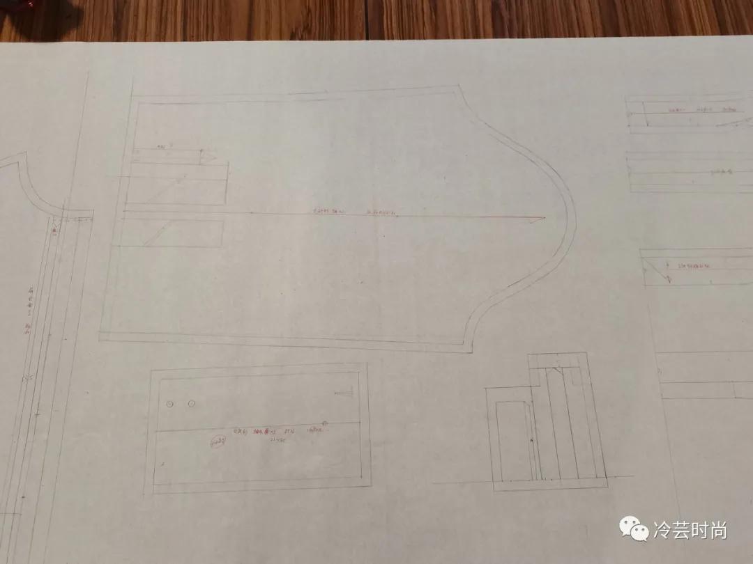 做一个专业的服装人,服装设计专业学生的作业