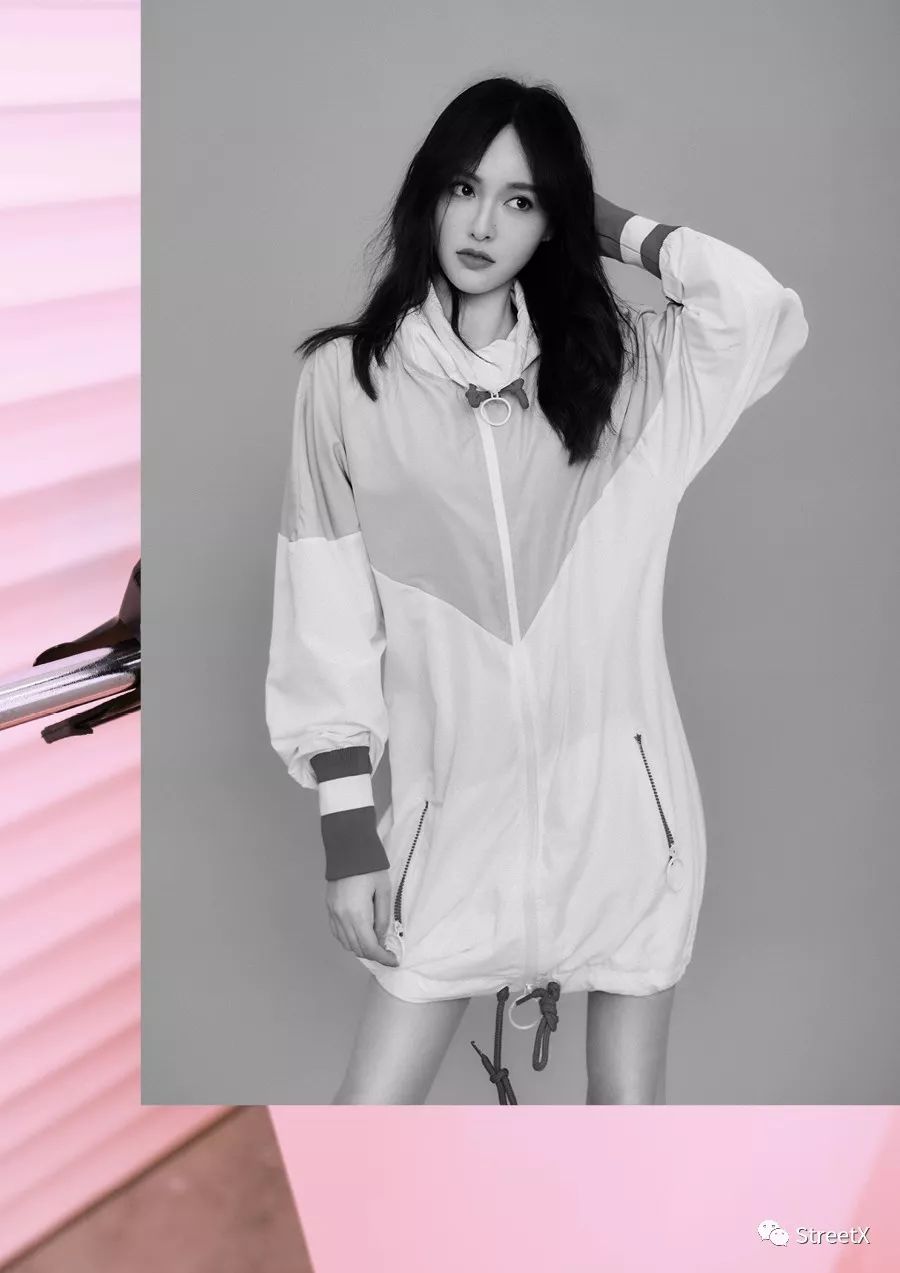 唐嫣最新的穿搭告诉你,唐嫣全黑look秀长腿