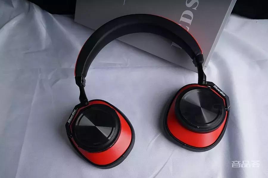 头戴式蓝牙耳机推荐1000左右降噪,1000以内头戴式降噪蓝牙耳机推荐