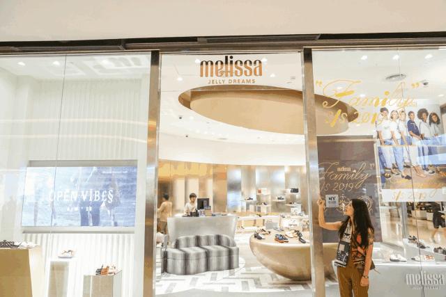 涓栫晫鍟嗗簵璐墿鎸囧崡,centralworld鍊煎緱涔扮殑涓滆タ