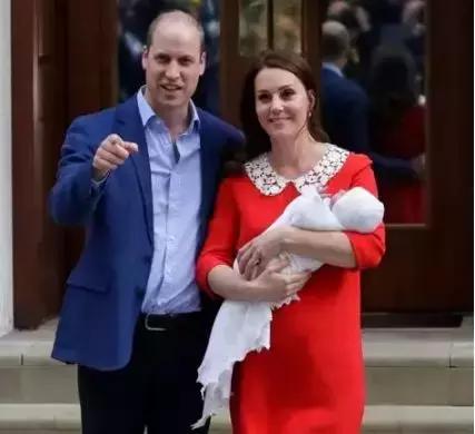 麦迪娜产后第1天尾骨疼：生完还会这样痛