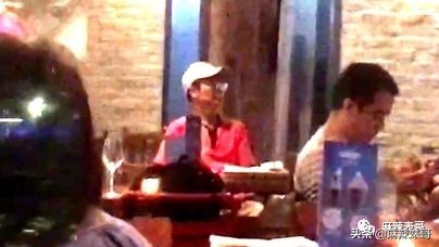 每月生活费10万,梅艳芳母亲哭穷