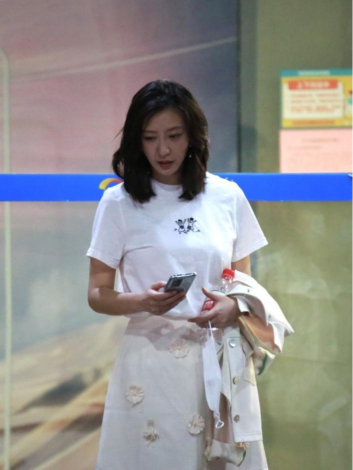 凌潇肃唐一菲甜蜜瞬间,凌潇肃唐一菲连线