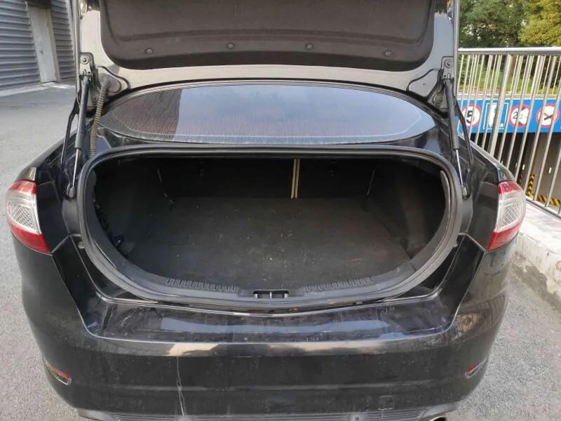 2011福特蒙迪欧致胜手动挡,2011年福特蒙迪欧致胜排量2.0t