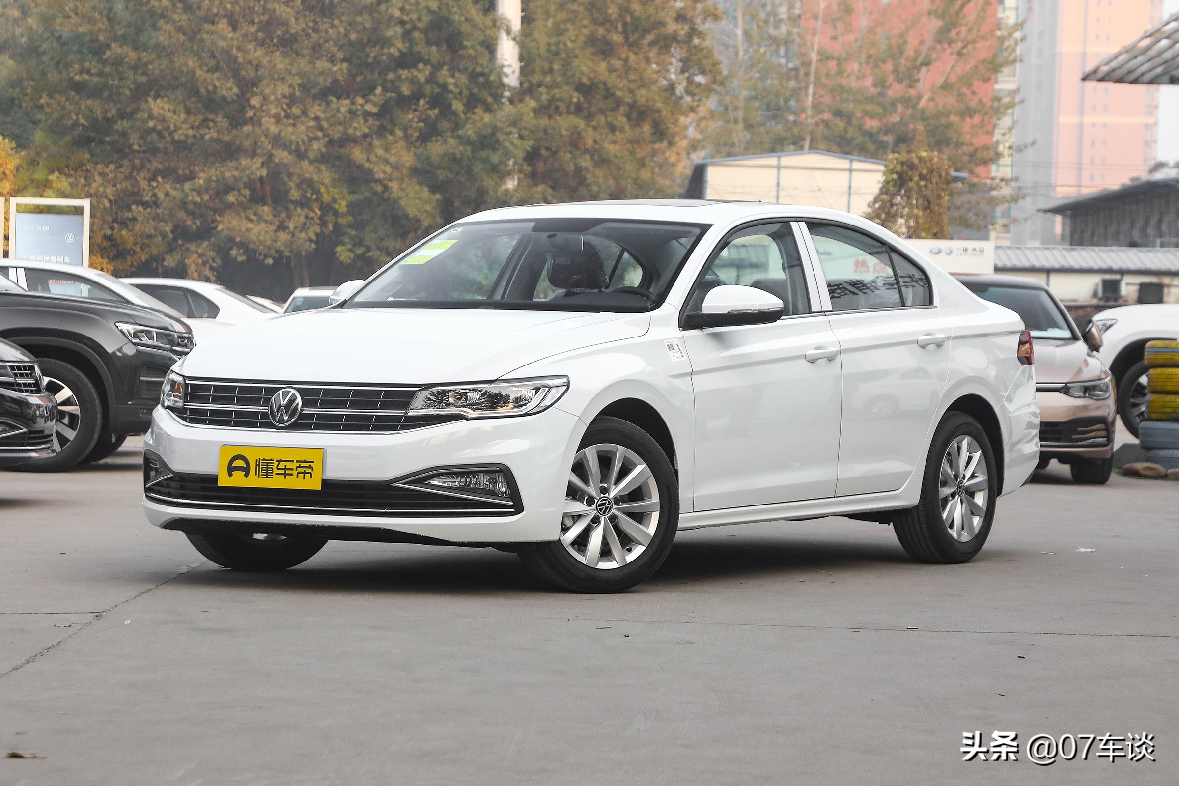 买新款朗逸还是宝来好,相同价格选朗逸还是宝来