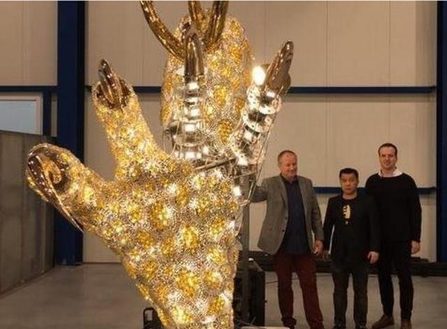 吴佩慈四年生了几个孩子,吴佩慈6年生4胎依然嫁不进