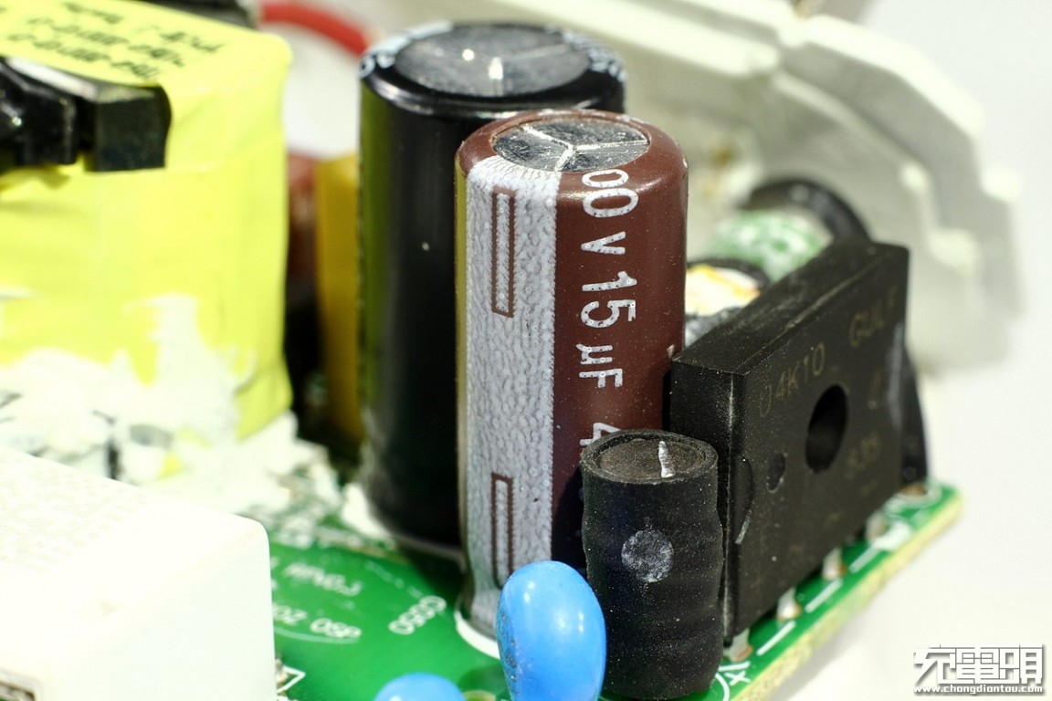 oppo手机电源适配器怎么拆开,拆解报告oppo240w无线快充手机