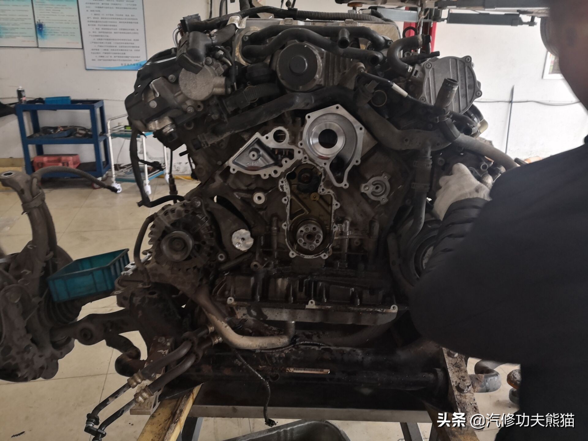 2020款保时捷卡宴s烧机油吗,保时捷卡宴免拆治理烧机油靠谱吗