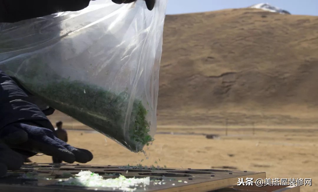 这位设计师给中国长脸了！他设计了一堆“垃圾”，却让……