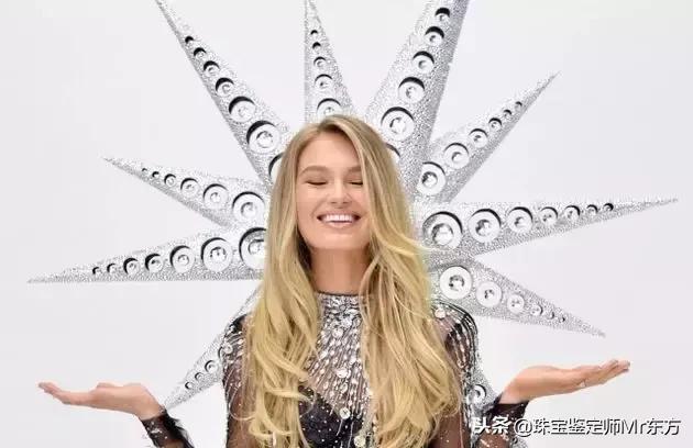 2018维密天价bra谁穿,维密大秀2018所有look