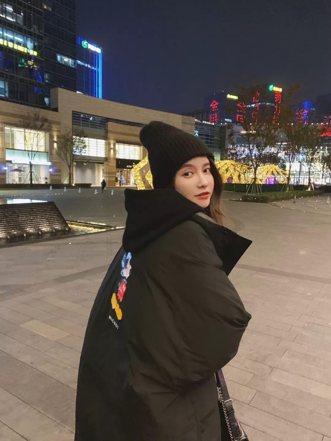 冬季时尚优雅时髦穿搭,冬季时髦穿搭必备单品