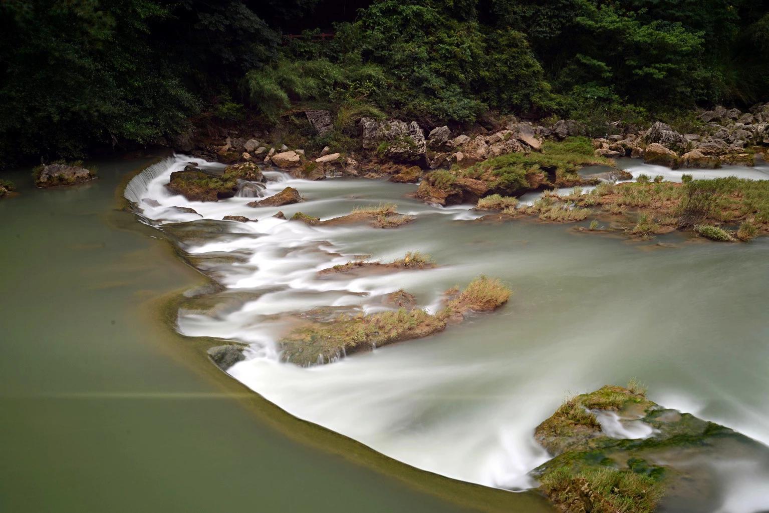 一句话赞叹黄果树瀑布,黄果树瀑布深度解析