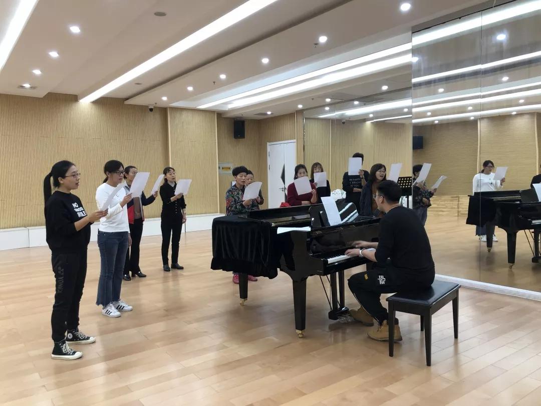 声乐成人班,成人声乐进修班