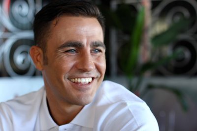 殊途同归的亚洲一流：中国篮球一路向西，日本足球一路往南