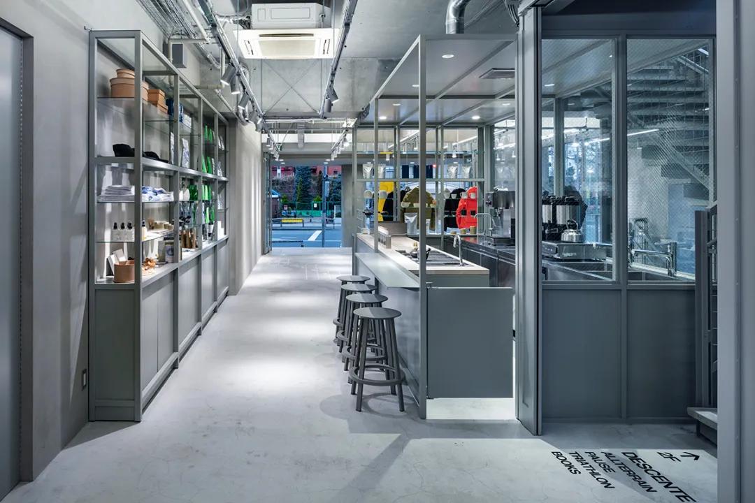 descente官方旗舰店的直播间,descente店直播