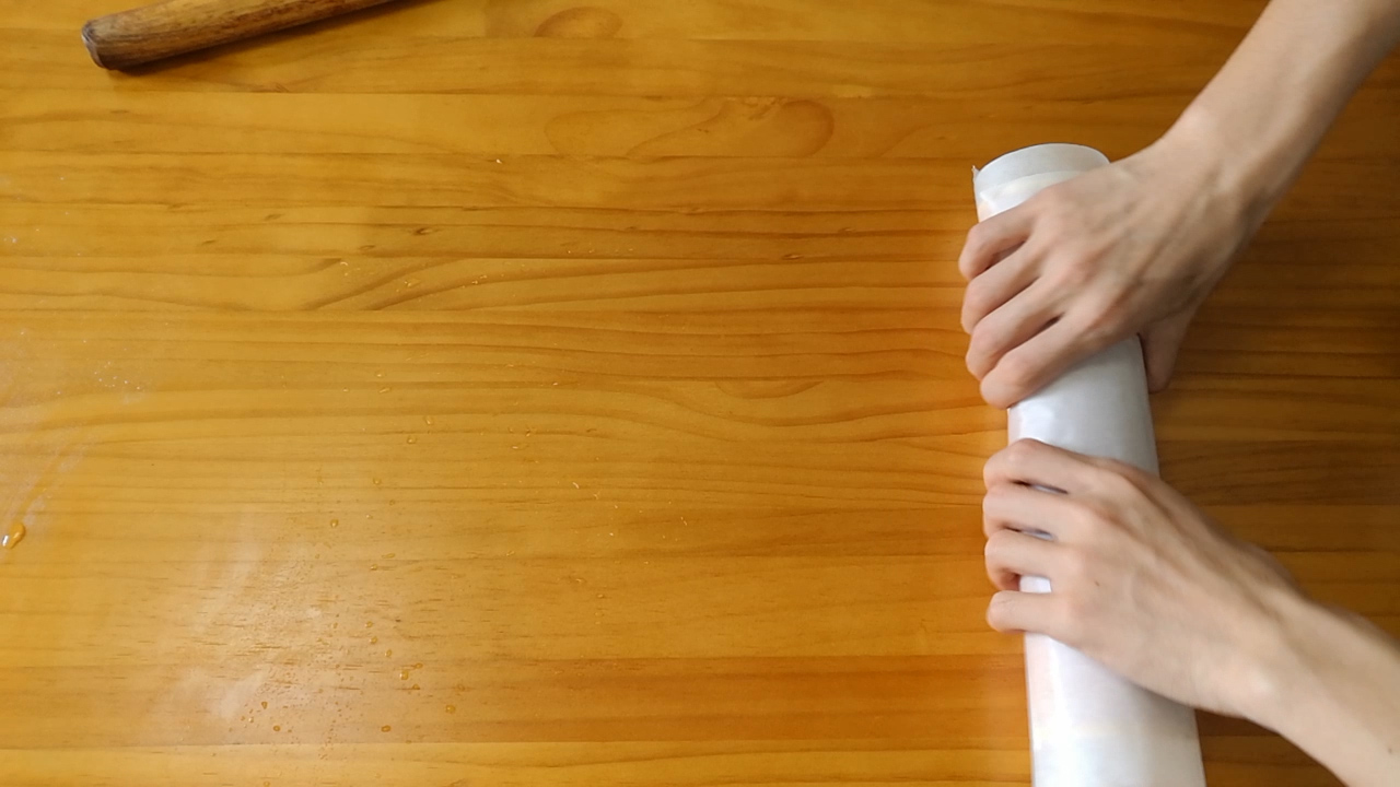 蛋糕卷不回缩的方法,原味蛋糕卷如何不开裂