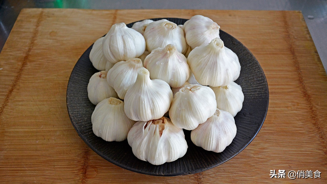 正宗糖醋蒜的腌制方法家常,糖醋蒜的正宗腌制方法