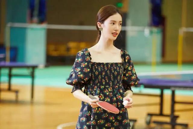 金晨用的护肤品是什么牌子,刘涛金晨护肤品