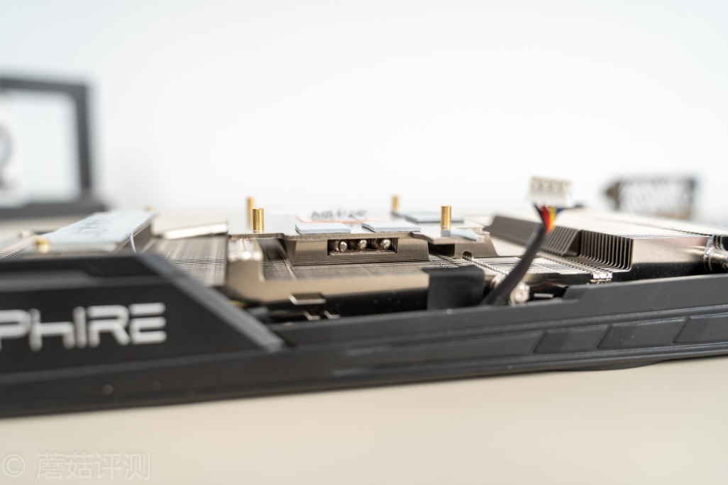 蓝宝石rx5808g超白金oc拆机,蓝宝石rx5500xt白金版8g拆机