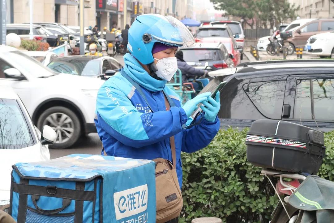 特别策划•图说|外卖大哥王洪强的努力与坚持