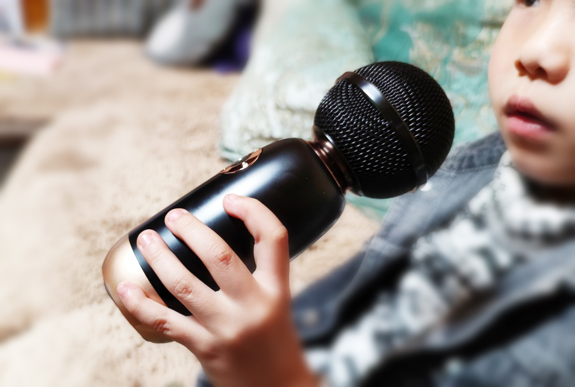 五音不全的怎么用气息唱歌,五音不全唱歌怎么发声