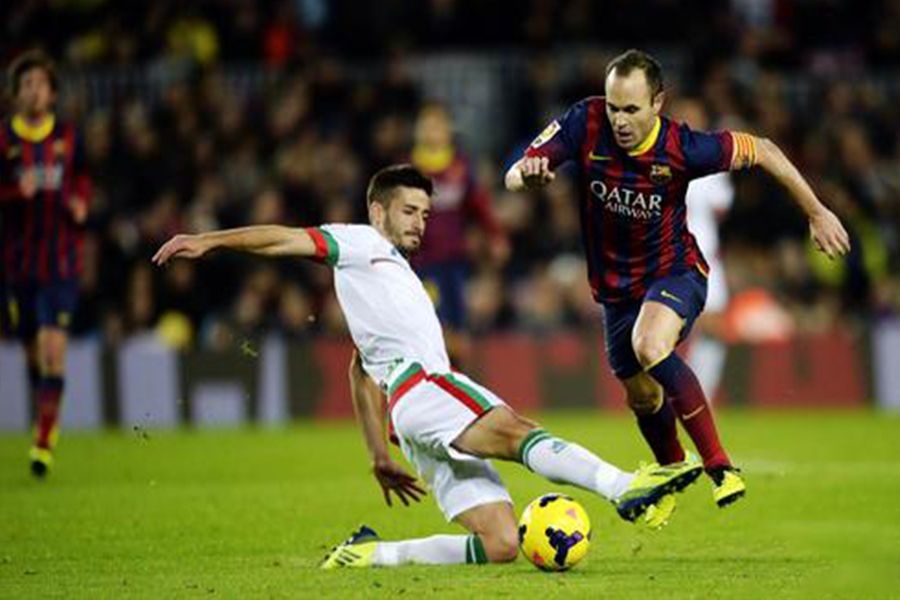 第五人格前锋如何打出优势,小前锋跑位的正确方法与技巧