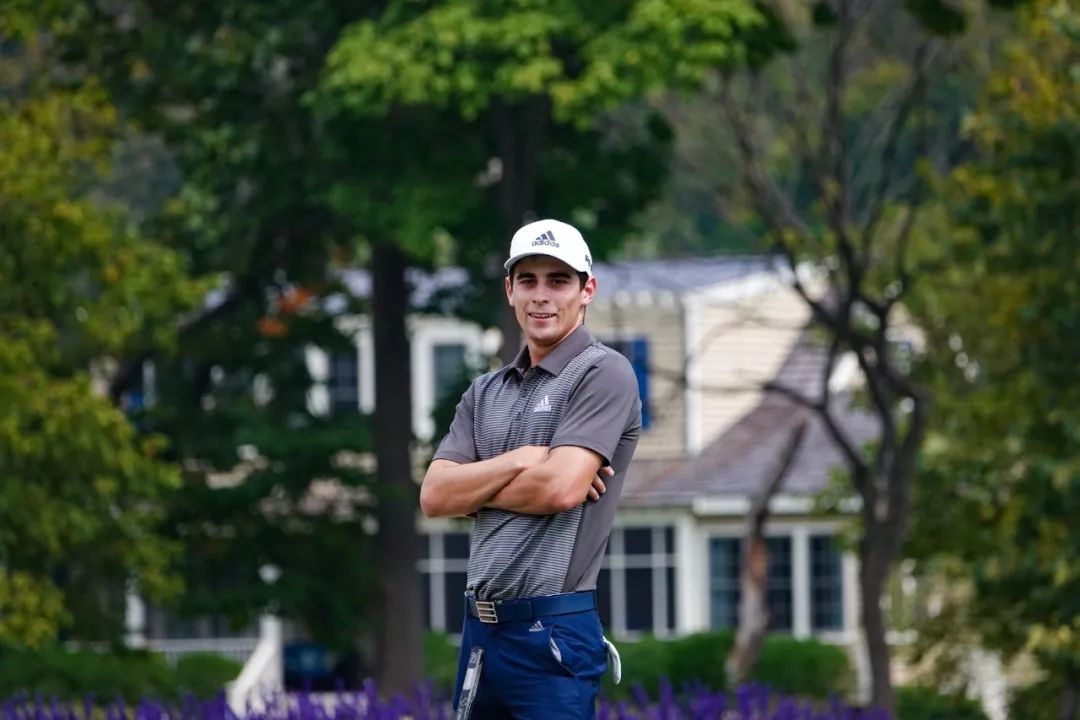 创历史亚洲人首次夺得温网冠军,创历史最后一跳逆转夺冠