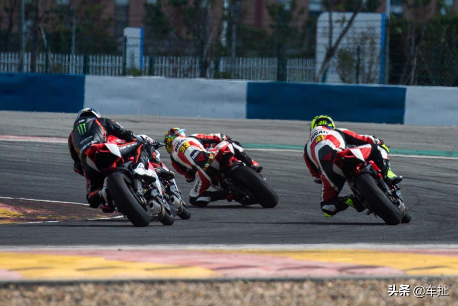 什么摩托车比杜卡迪959好,摩托车推荐杜卡迪959