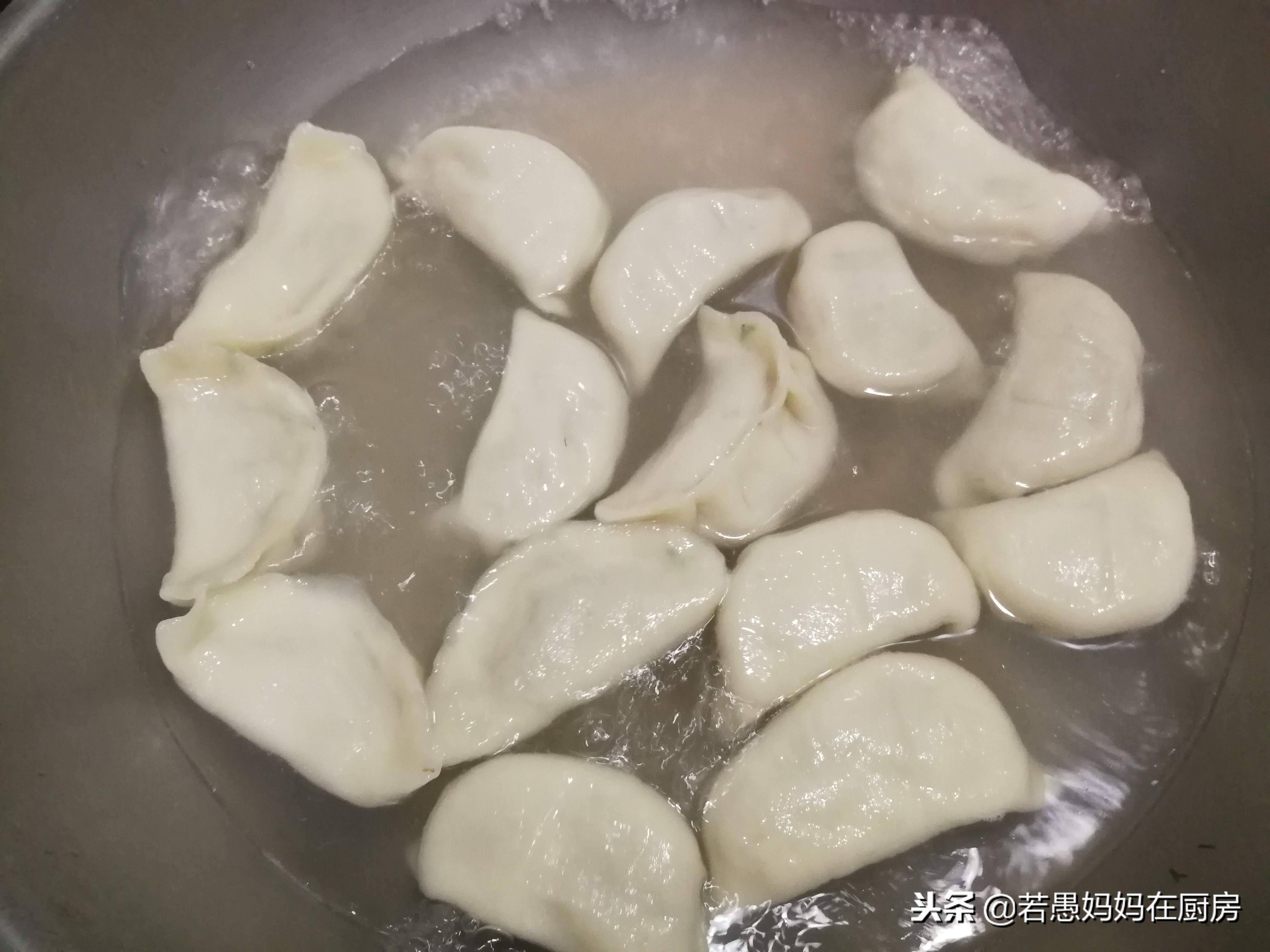 吃了30年的饺子这种馅百吃不厌,这种饺子很有嚼劲