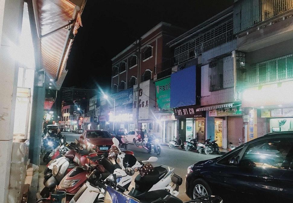 广州十三行服装批发市场老板,广州十三行服装批发市场进货攻略