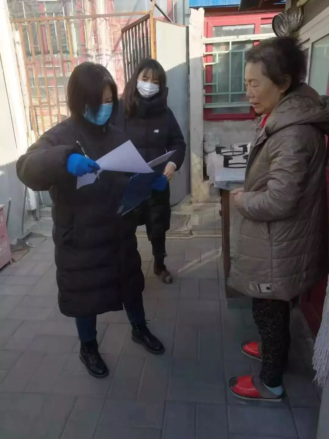 宽城筑牢社区疫情防控防线,社区民警筑起疫情防控红色堡垒