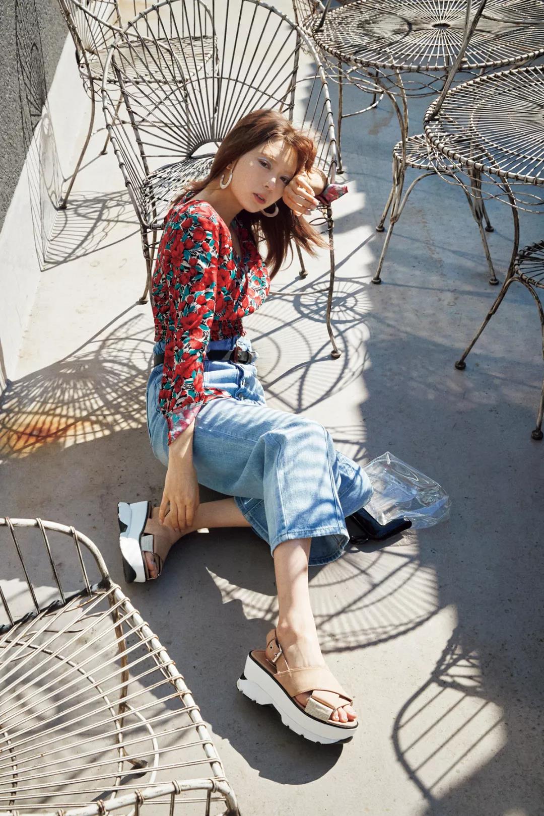 丑丑的样子,老爹凉鞋好看还是罗马凉鞋好看