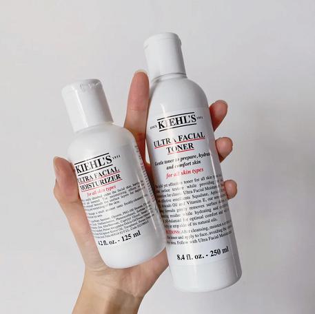 干性皮肤用黛珂乳液好还是科颜氏,干皮科颜氏水乳和黛珂哪个好用