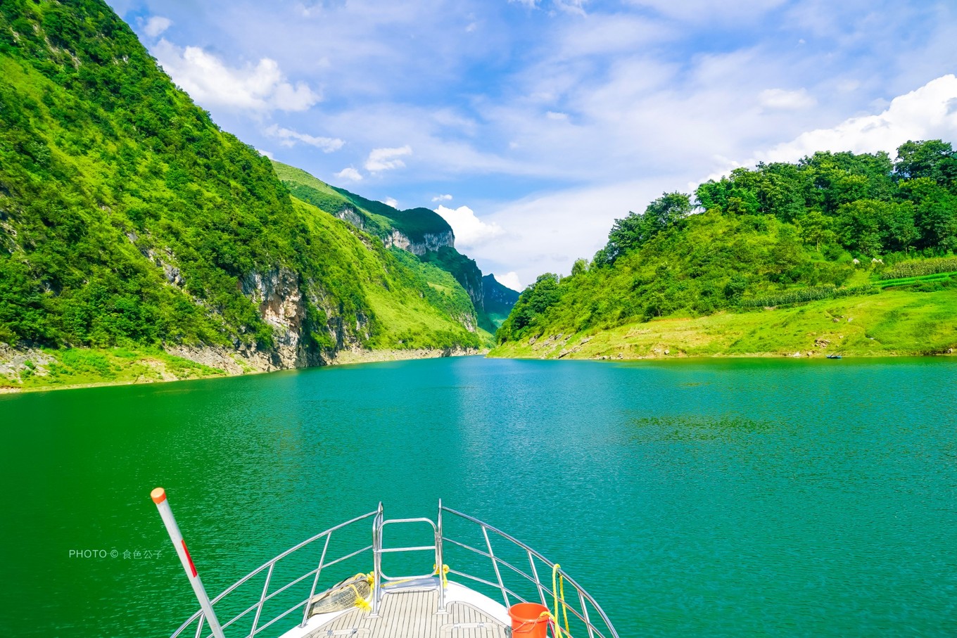 千里乌江画廊最美景点,游览贵州乌江十里画廊