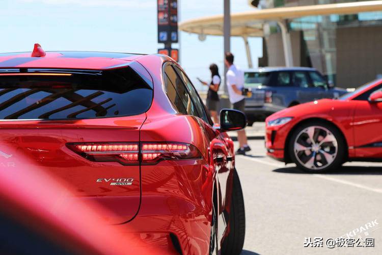 电动捷豹I-PACE即将交付，这可能是极客公园送出的最贵极客专享价