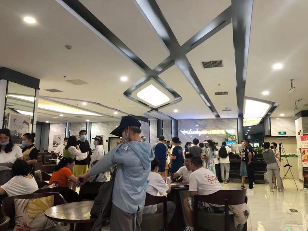 连锁健身房一家倒闭了该怎么维权,倒闭跑路的连锁健身房叫什么