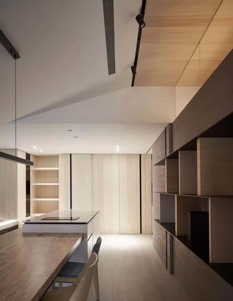 装修好的三室改两室变大客厅,户型改造二室改三室带阳台60平方