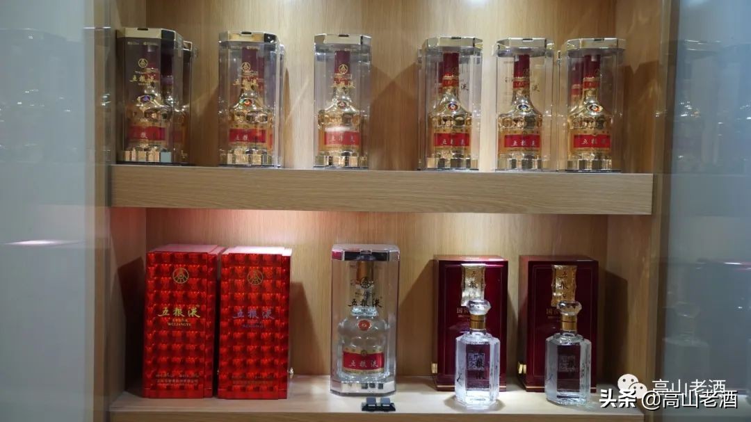 老酒发酸是什么原因,老酒有点变酸了还能喝吗