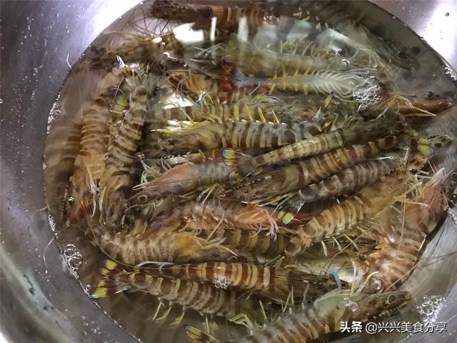 水煮虾一般煮几分钟虾肉比较嫩,水煮大虾正确方法需要焯水吗