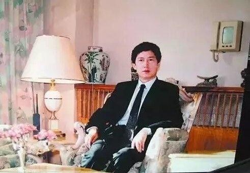 “第一善人”李春平：得富婆亿万遗产却成负累，晚景凄凉