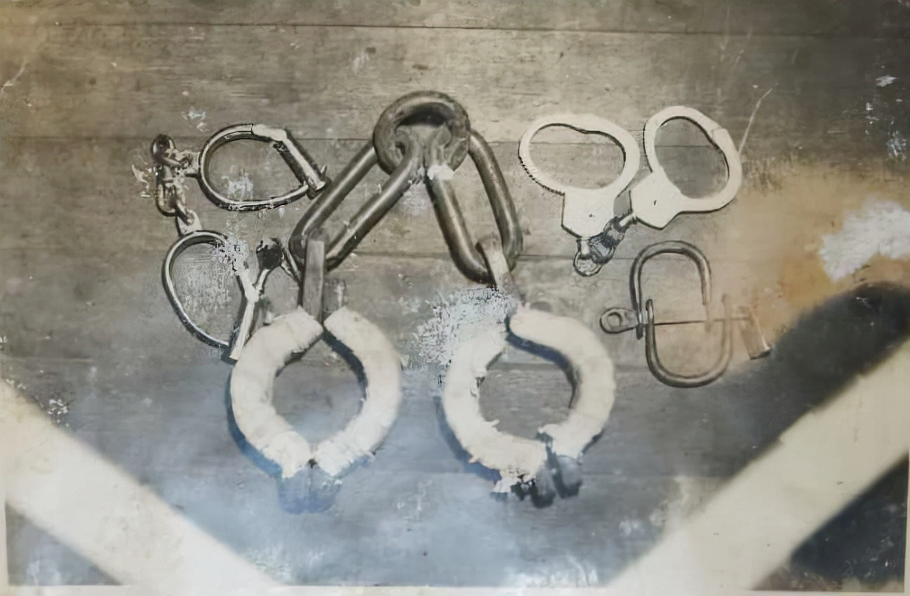 英雄热血洒赤湖,魂归故里山水间