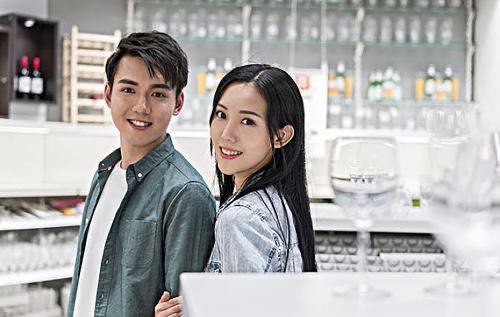 十二星座吃醋怎么哄,12星座吃醋爱一个人的表现