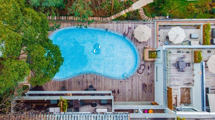 杭州西湖全季酒店离西湖近吗,杭州看西湖住哪个酒店比较好