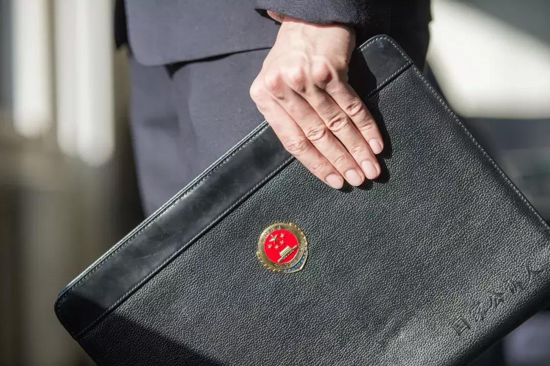 宝马车转租违约,宝马车被转租怎么处理