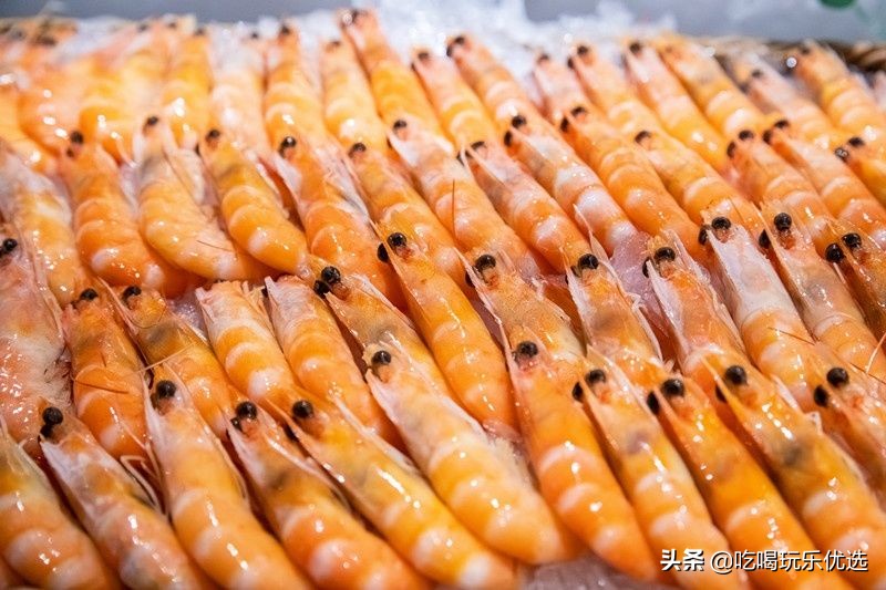 沈阳阿尔卑斯自助：海鲜、丰富的披萨＆肉类、精致甜点＆水果...
