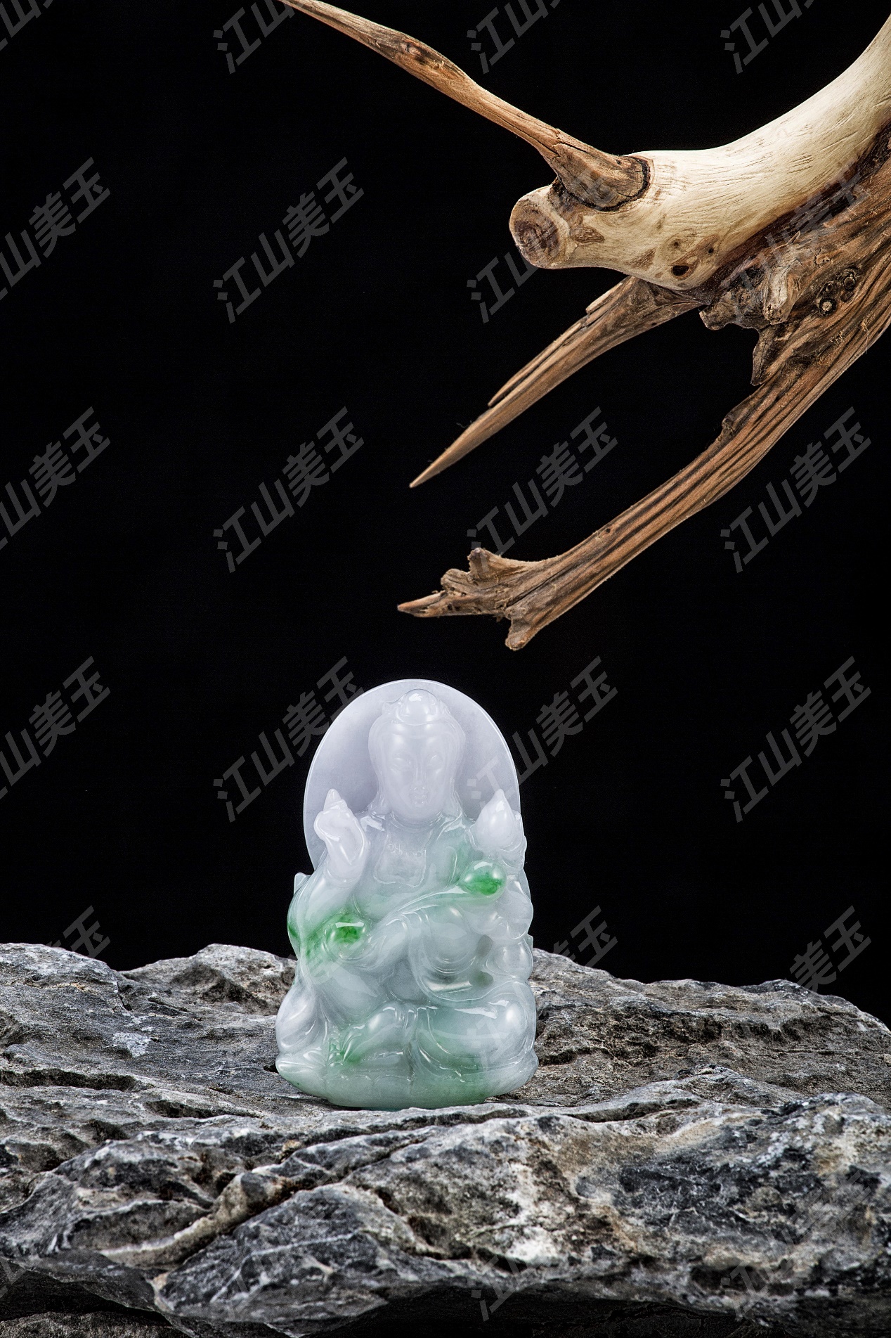 玉坠雕刻的常用图案,玉坠上刻字有什么讲究