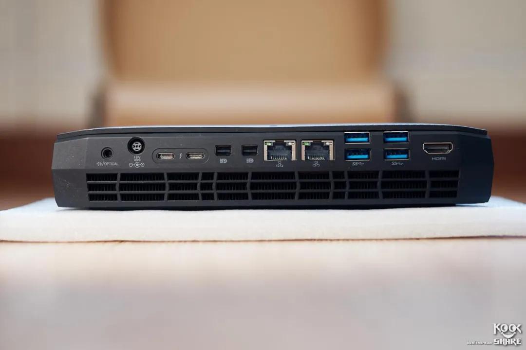 拆解不带框屏幕总成,拆解揭晓内部用料