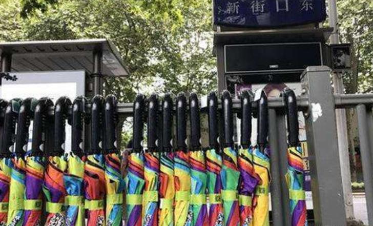 共享雨伞大量消失老板却很高兴,30万共享雨伞无人归还